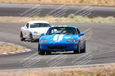 media/May-31-2025-CalClub SCCA (Sat) [[2c1a04e1ee]]/Qualifying/Group 5/Turn 4/